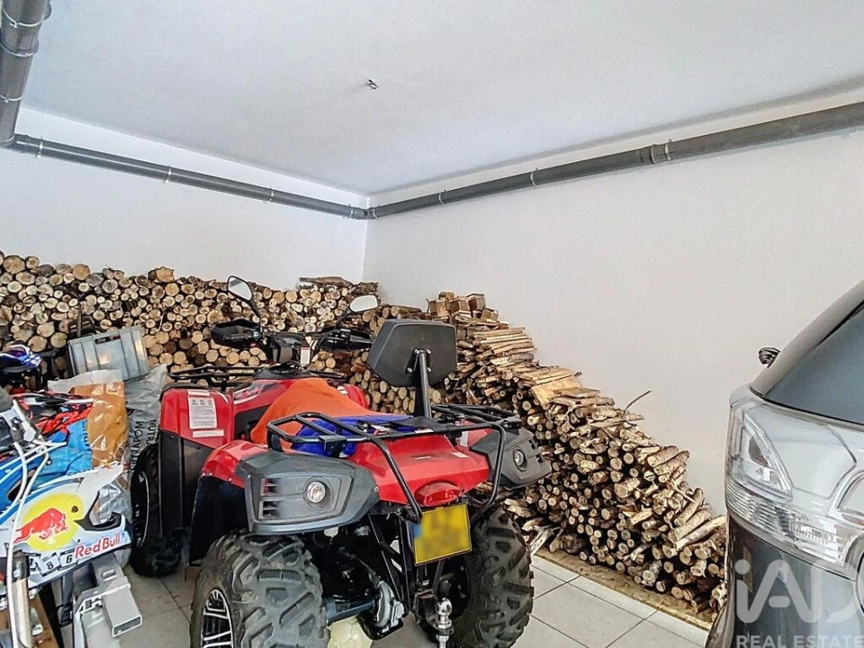 Moradia T4 para Venda em Vieira de Leiria Foto 33