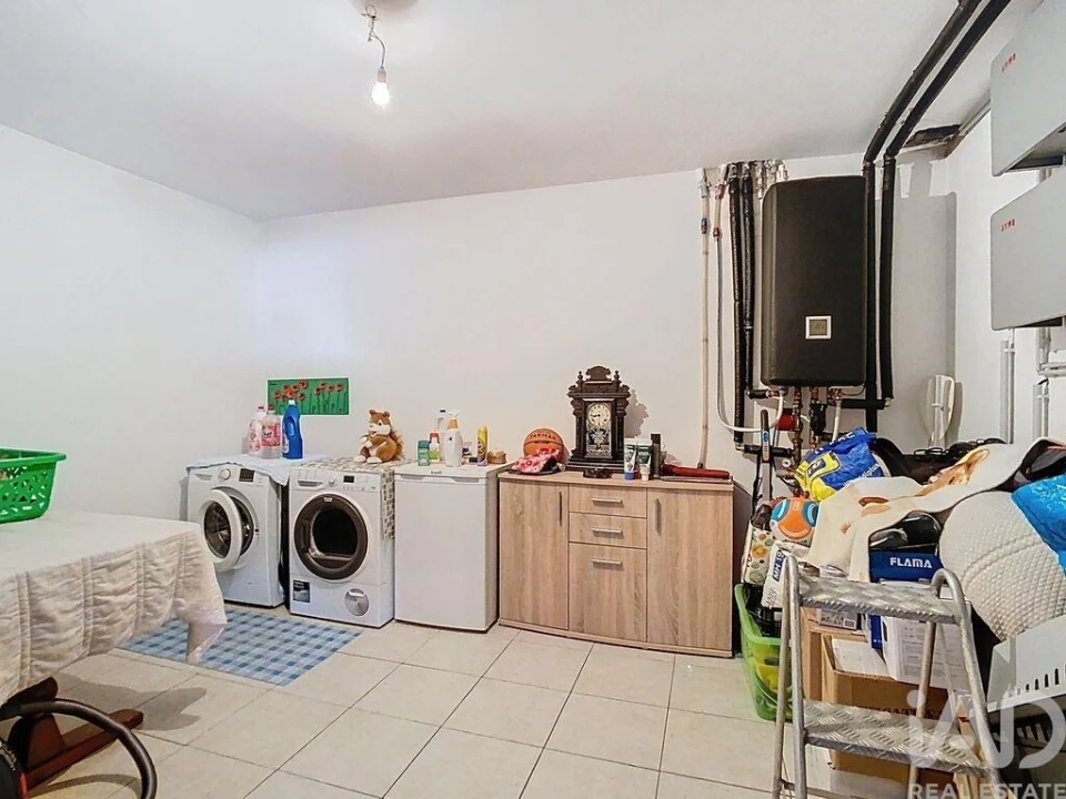 Moradia T4 para Venda em Vieira de Leiria Foto 31