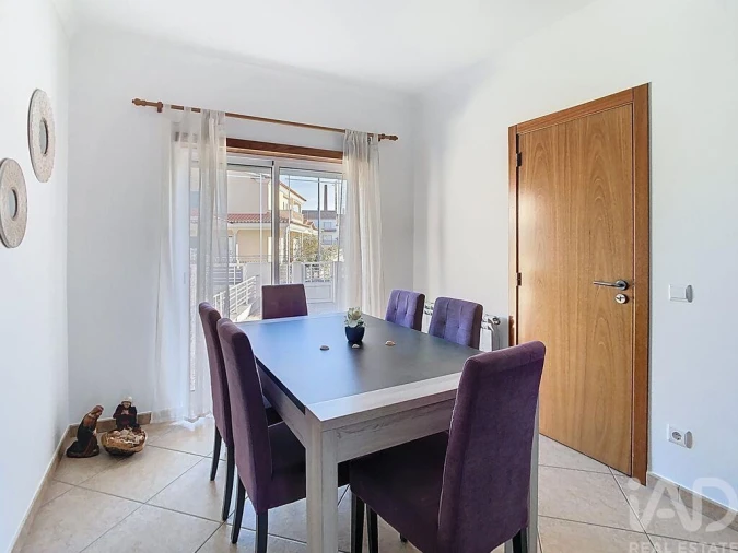 Moradia T4 para Venda em Vieira de Leiria Foto 3