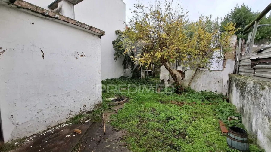 Moradia T1 para Venda em Alpiarça Foto 7