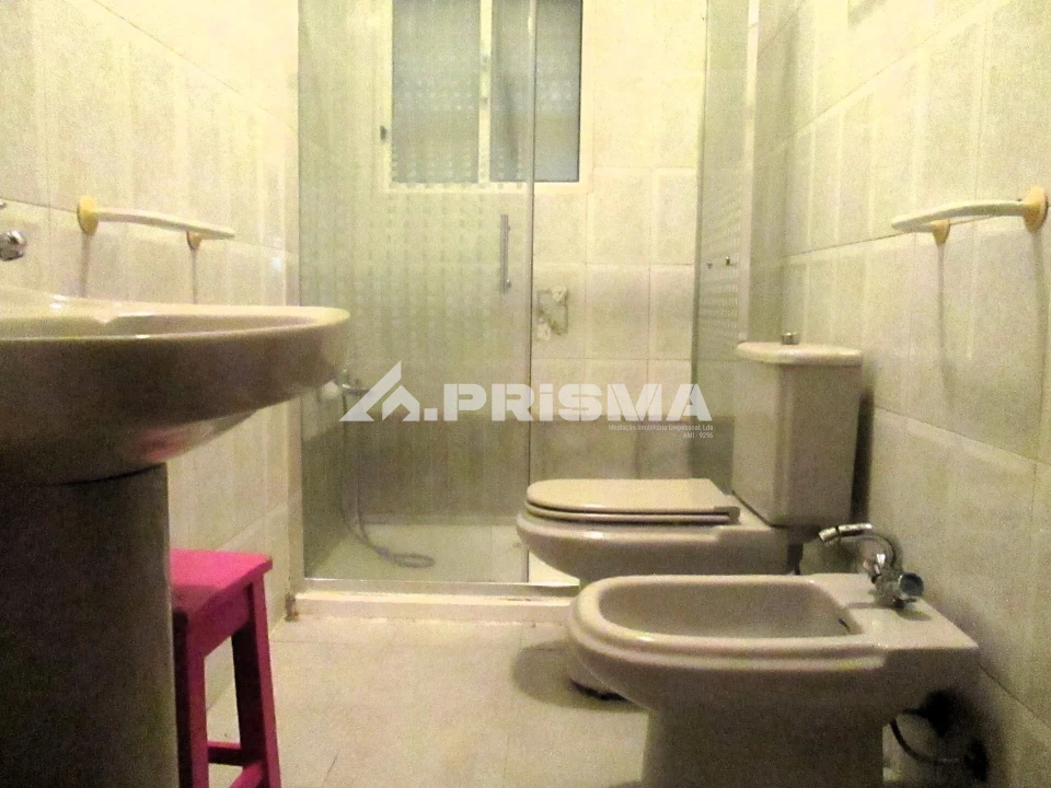Apartamento T3 para Venda em Covilhã e Canhoso Foto 10