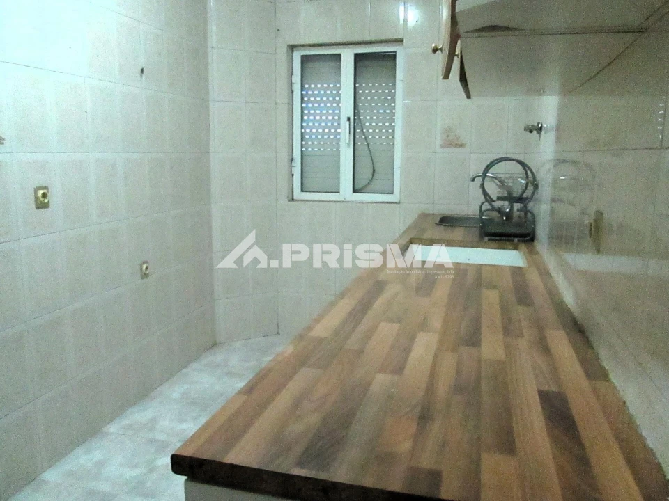 Apartamento T3 para Venda em Covilhã e Canhoso Foto 3