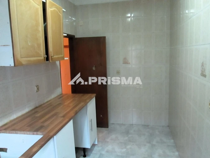 Apartamento T3 para Venda em Covilhã e Canhoso Foto 6