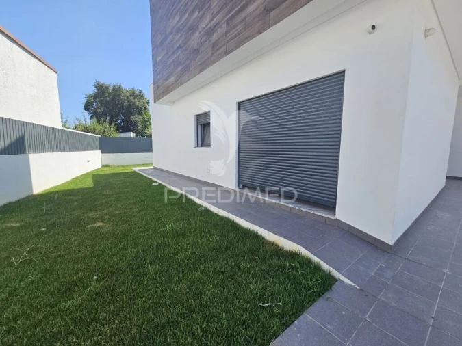 Moradia T5 para Venda em Azeitão (São Lourenço e São Simão) Foto 6