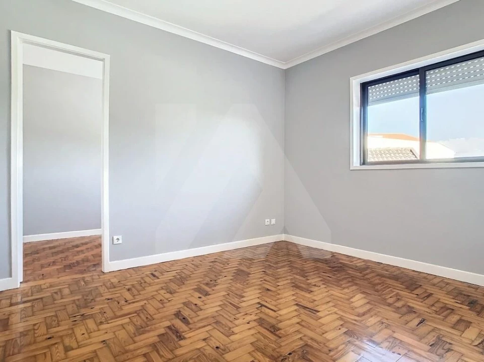 Apartamento T3 para Venda em Ovar, São João, Arada e São Vicente de Pereira Jusã Foto 3