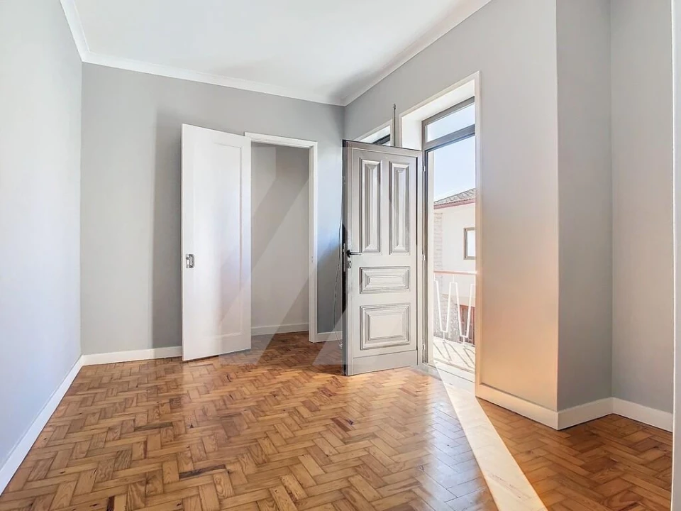 Apartamento T3 para Venda em Ovar, São João, Arada e São Vicente de Pereira Jusã Foto 1