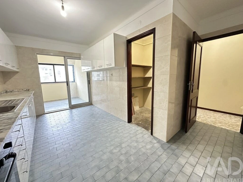 Apartamento T3 para Venda em Arcozelo Foto 31