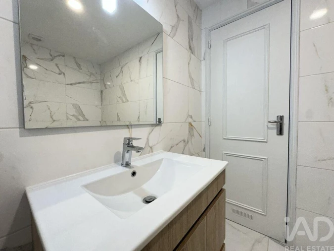 Apartamento T3 para Venda em Arcozelo Foto 12