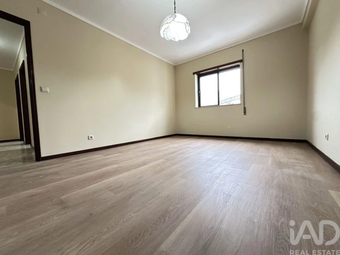 Apartamento T3 para Venda em Arcozelo Foto 15