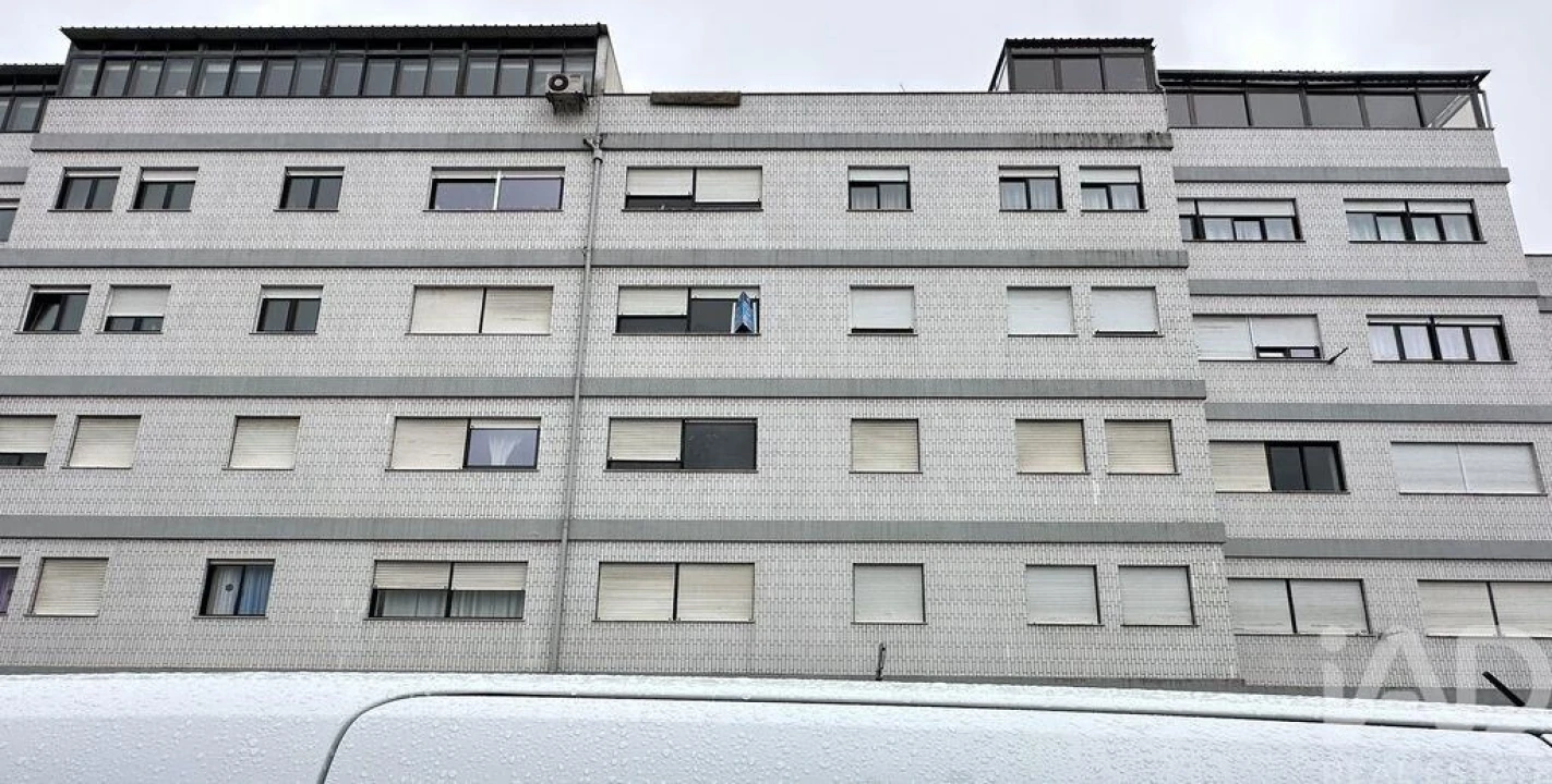 Apartamento T3 para Venda em Arcozelo Foto 36