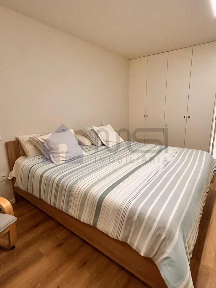 Apartamento T1 para Arrendamento em Madalena Foto 12