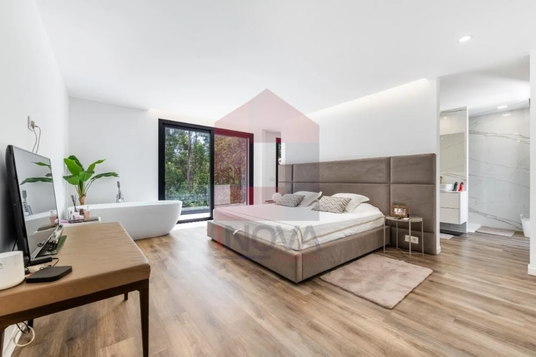 Moradia T3 para Venda em Escariz (São Mamede) e Escariz (São Martinho) Foto 13