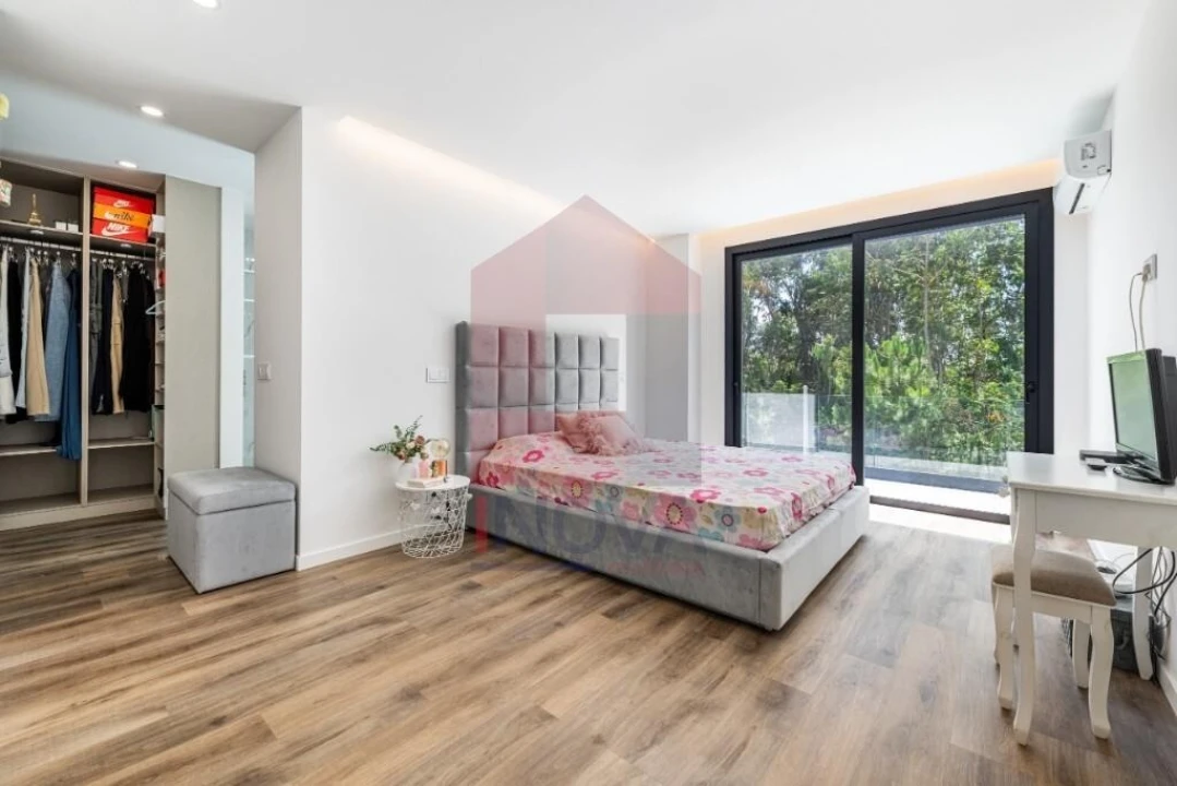 Moradia T3 para Venda em Escariz (São Mamede) e Escariz (São Martinho) Foto 17