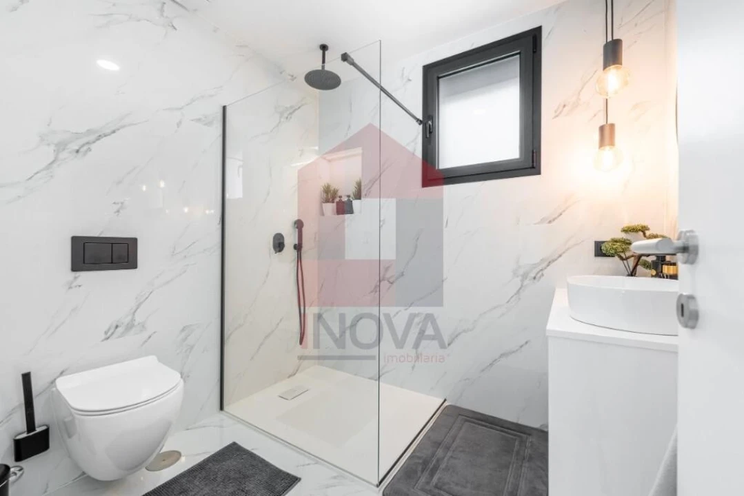 Moradia T3 para Venda em Escariz (São Mamede) e Escariz (São Martinho) Foto 10