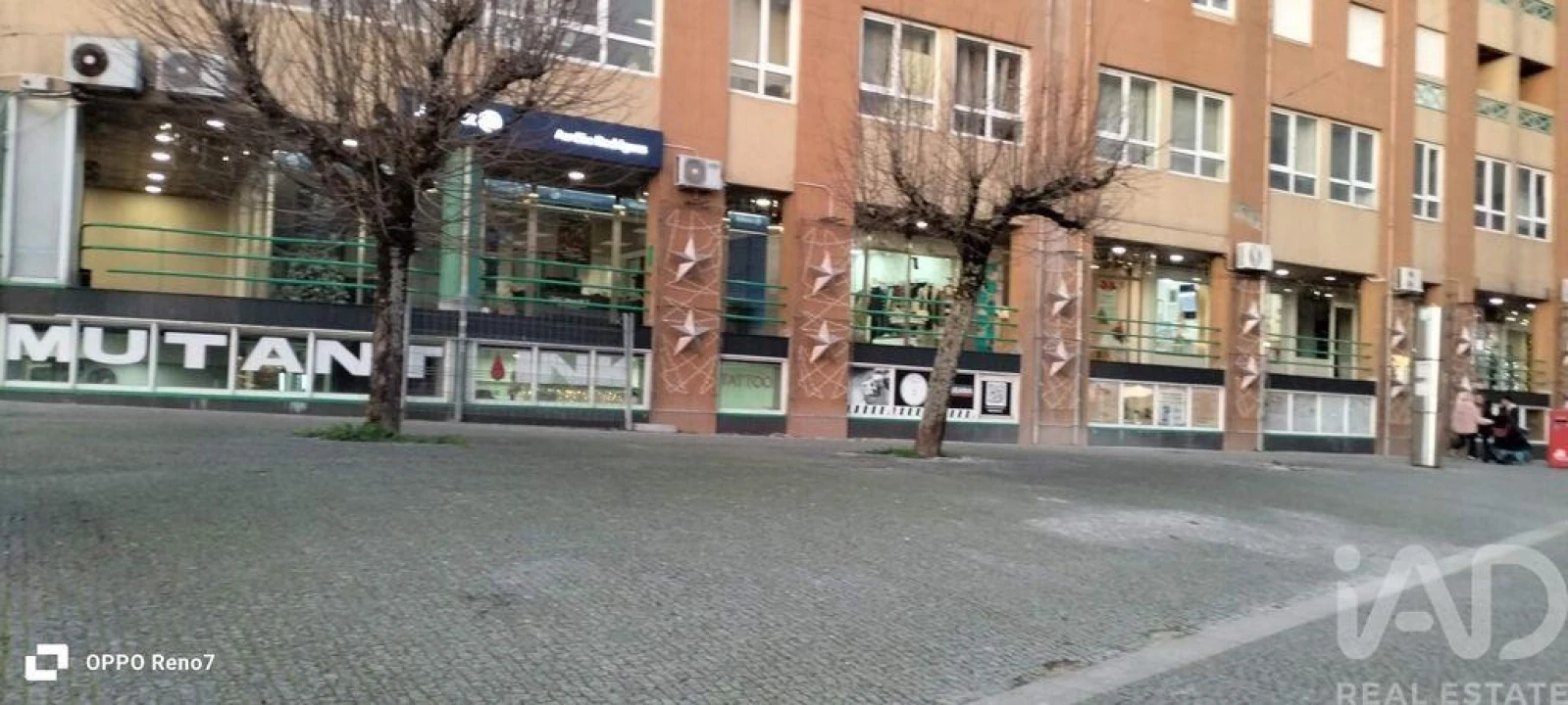 Loja para Venda em Gondomar (São Cosme), Valbom e Jovim Foto 10