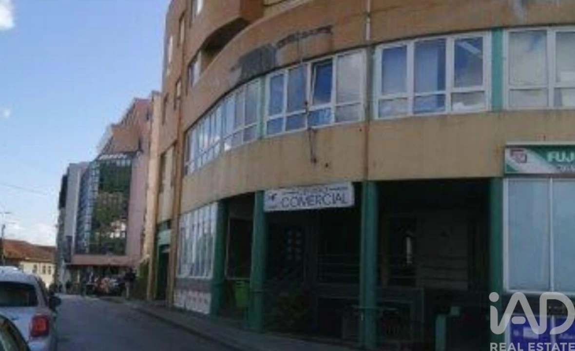 Loja para Venda em Gondomar (São Cosme), Valbom e Jovim Foto 7