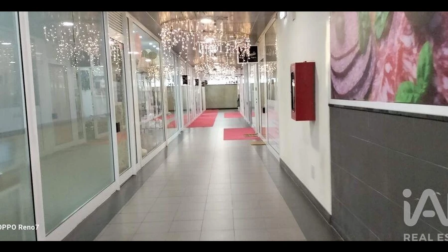 Loja para Venda em Gondomar (São Cosme), Valbom e Jovim