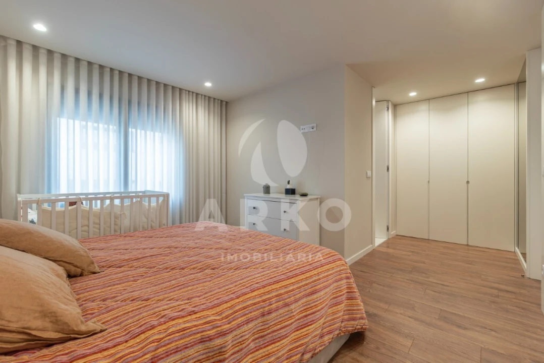 Moradia T3 para Venda em Campo e Sobrado Foto 15