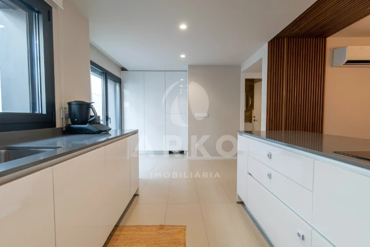 Moradia T3 para Venda em Campo e Sobrado Foto 7