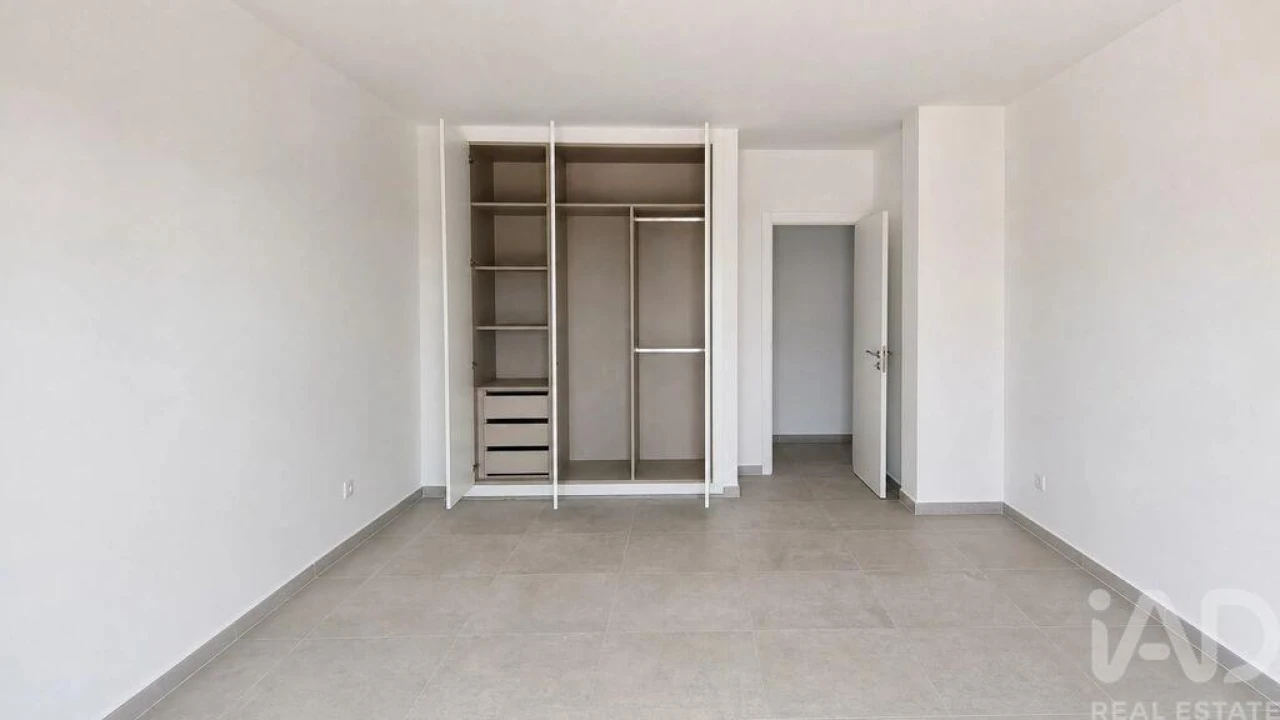 Apartamento T3 para Venda em São Brás de Alportel Foto 22