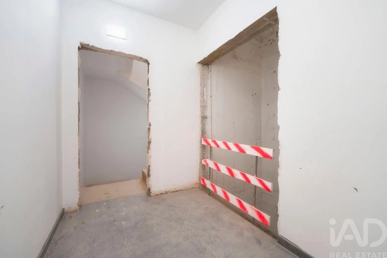 Apartamento T3 para Venda em São Brás de Alportel Foto 23