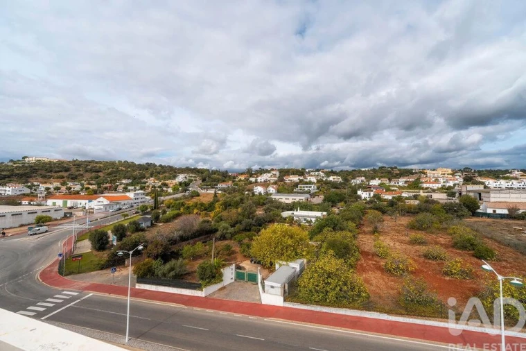 Apartamento T3 para Venda em São Brás de Alportel Foto 6