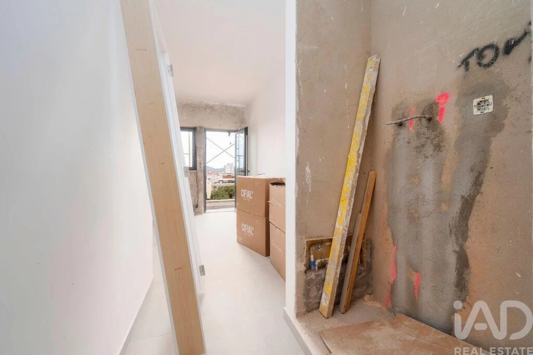 Apartamento T3 para Venda em São Brás de Alportel Foto 8