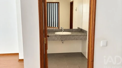 Escritório para Arrendamento em Santa Maria Maior