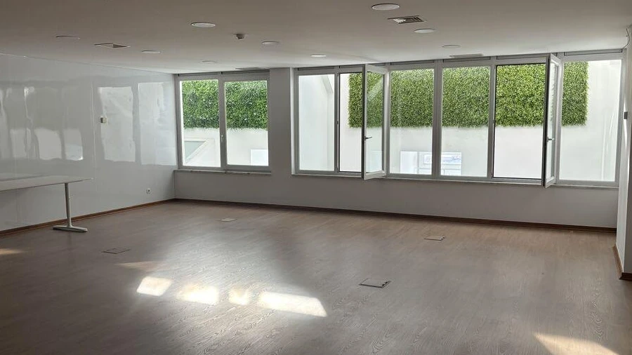 Escritório para Arrendamento em Santa Maria Maior