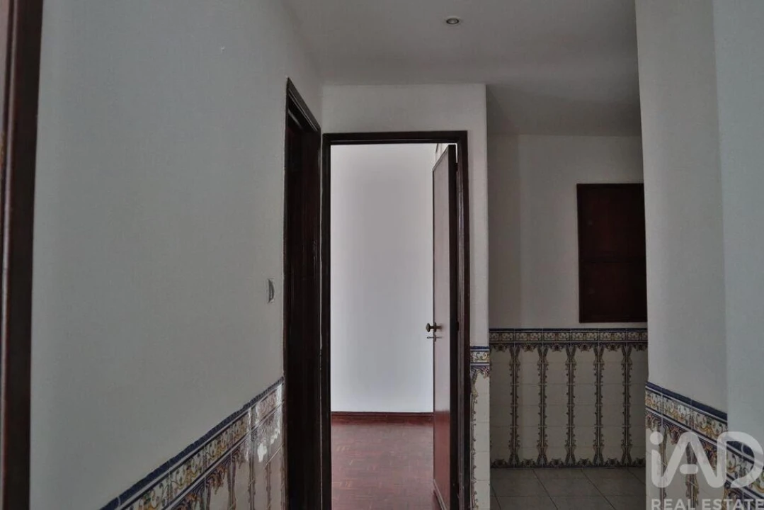 Apartamento T2 para Venda em Ramada e Caneças Foto 27