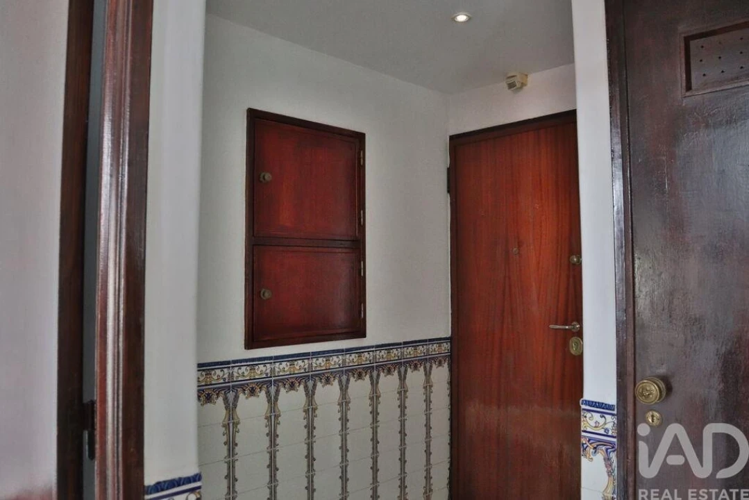 Apartamento T2 para Venda em Ramada e Caneças Foto 28