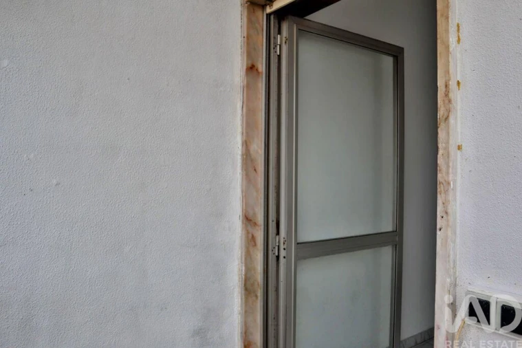 Apartamento T2 para Venda em Ramada e Caneças Foto 7