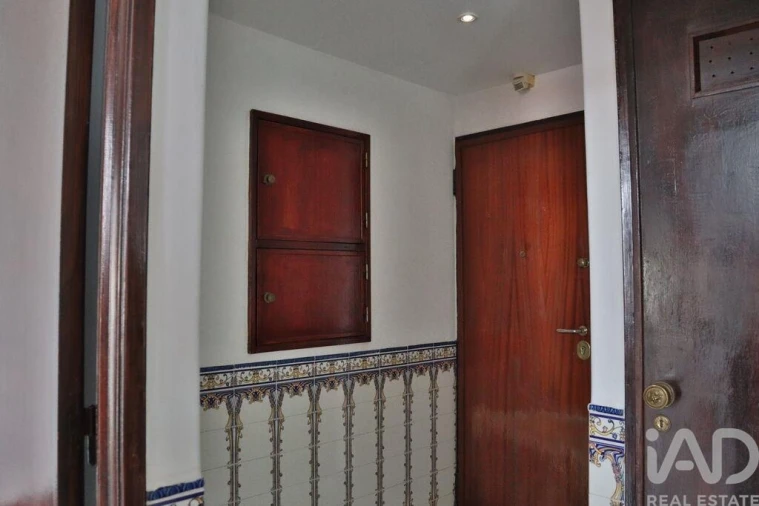 Apartamento T2 para Venda em Ramada e Caneças Foto 28