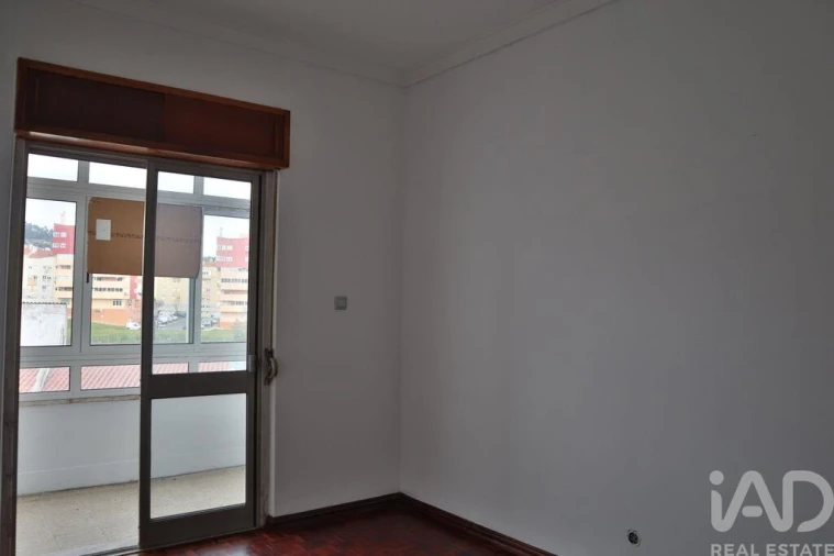 Apartamento T2 para Venda em Ramada e Caneças Foto 20