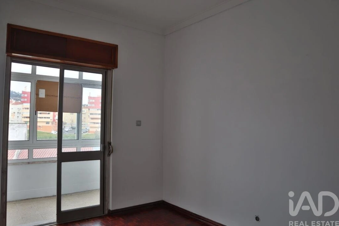 Apartamento T2 para Venda em Ramada e Caneças Foto 20