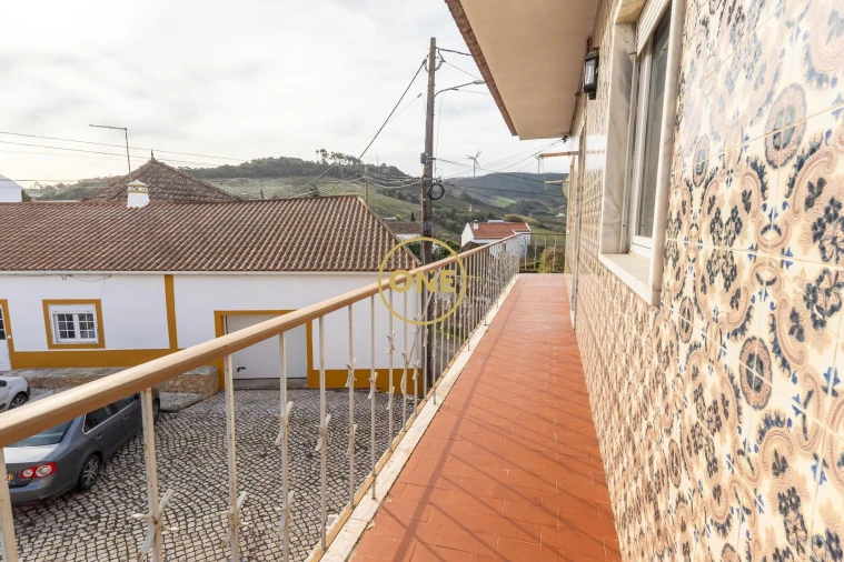 Apartamento T2 para Venda em Vila Verde dos Francos Foto 17