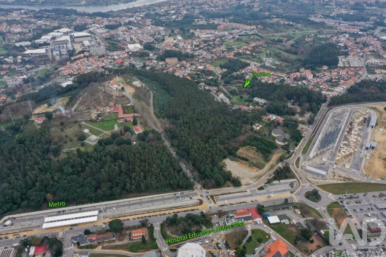 Terreno para Venda em Vilar de Andorinho Foto 8