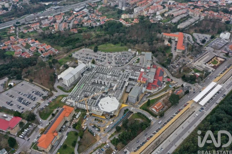 Terreno para Venda em Vilar de Andorinho Foto 9