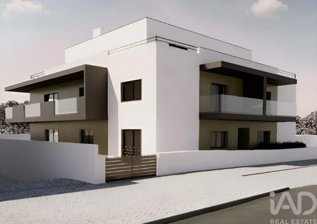 Apartamento T3 para Venda em Atouguia da Baleia Foto 3