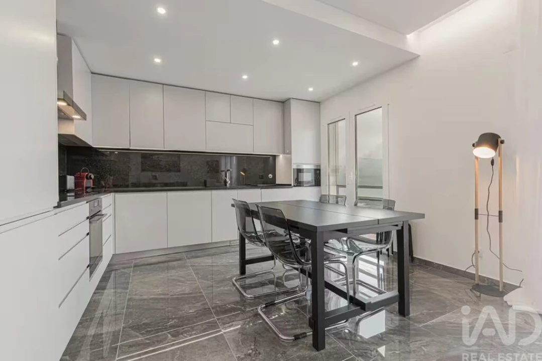 Apartamento T2 para Arrendamento em Ericeira Foto 13