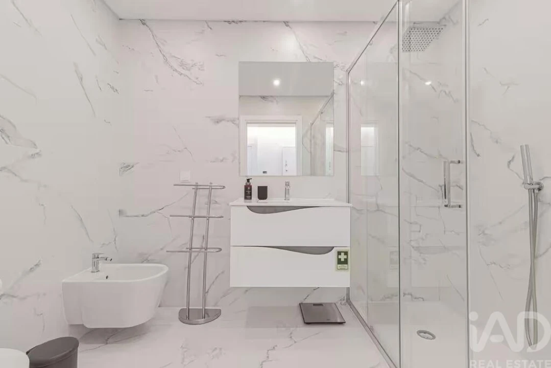 Apartamento T2 para Arrendamento em Ericeira Foto 5