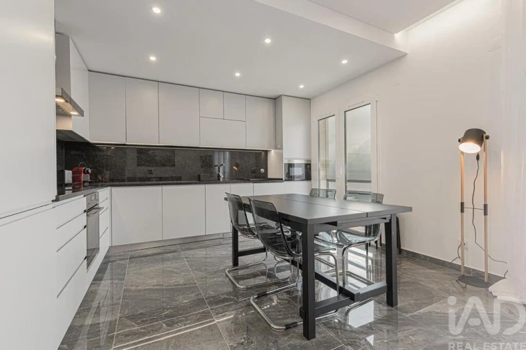 Apartamento T2 para Arrendamento em Ericeira Foto 19