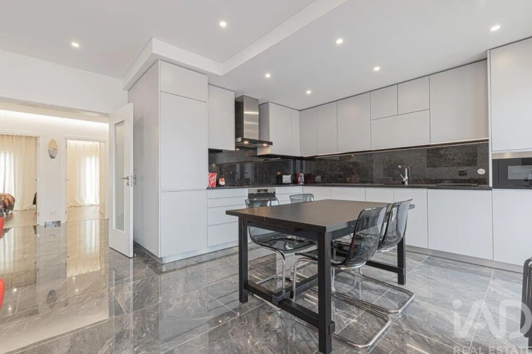 Apartamento T2 para Arrendamento em Ericeira Foto 15