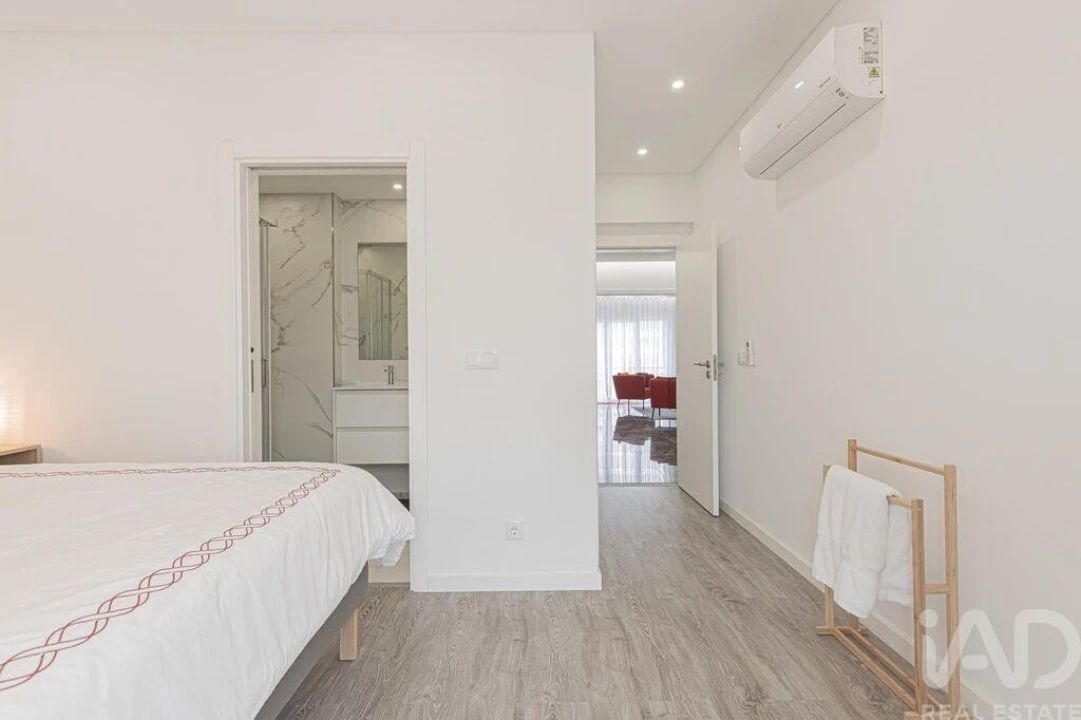 Apartamento T2 para Arrendamento em Ericeira Foto 21