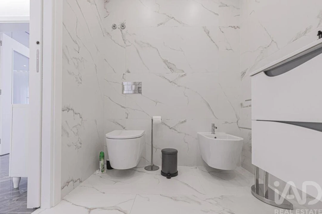 Apartamento T2 para Arrendamento em Ericeira Foto 6