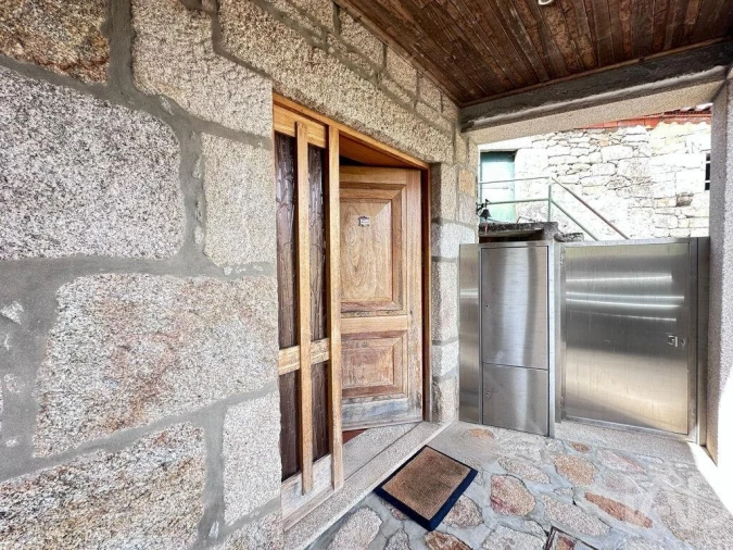 Moradia T4 para Venda em Tinhela e Alvarelhos Foto 8