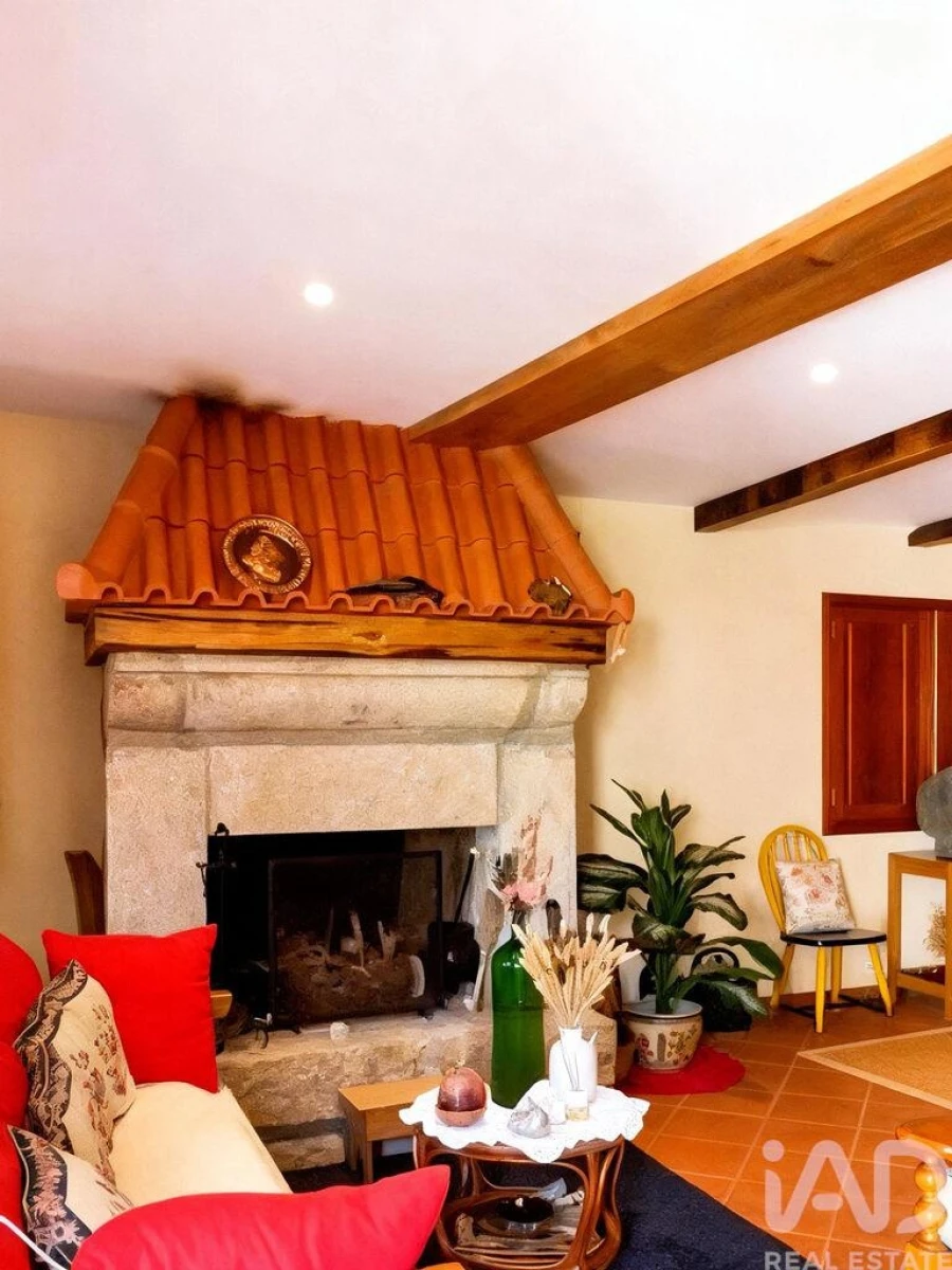 Moradia T4 para Venda em Tinhela e Alvarelhos Foto 11