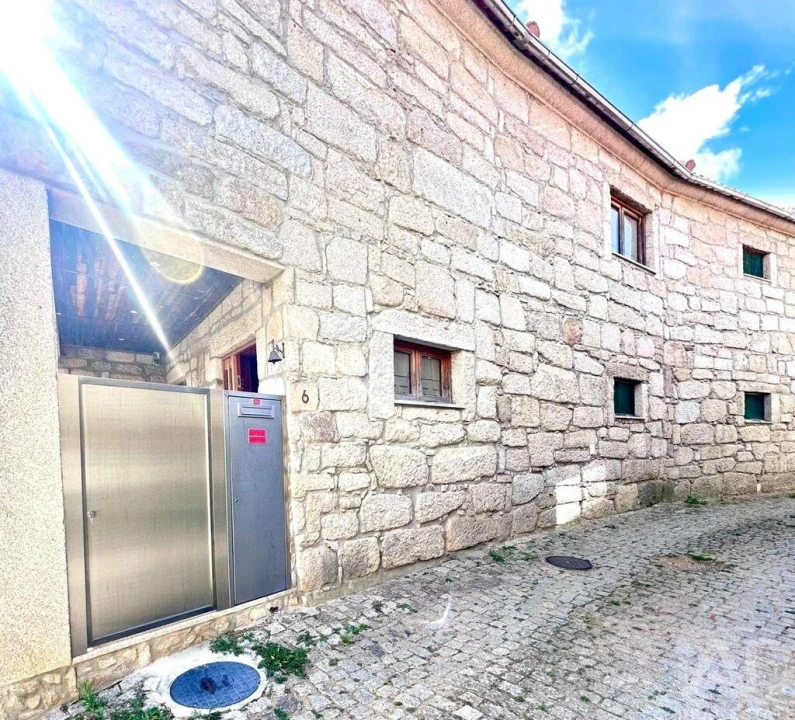 Moradia T4 para Venda em Tinhela e Alvarelhos Foto 1