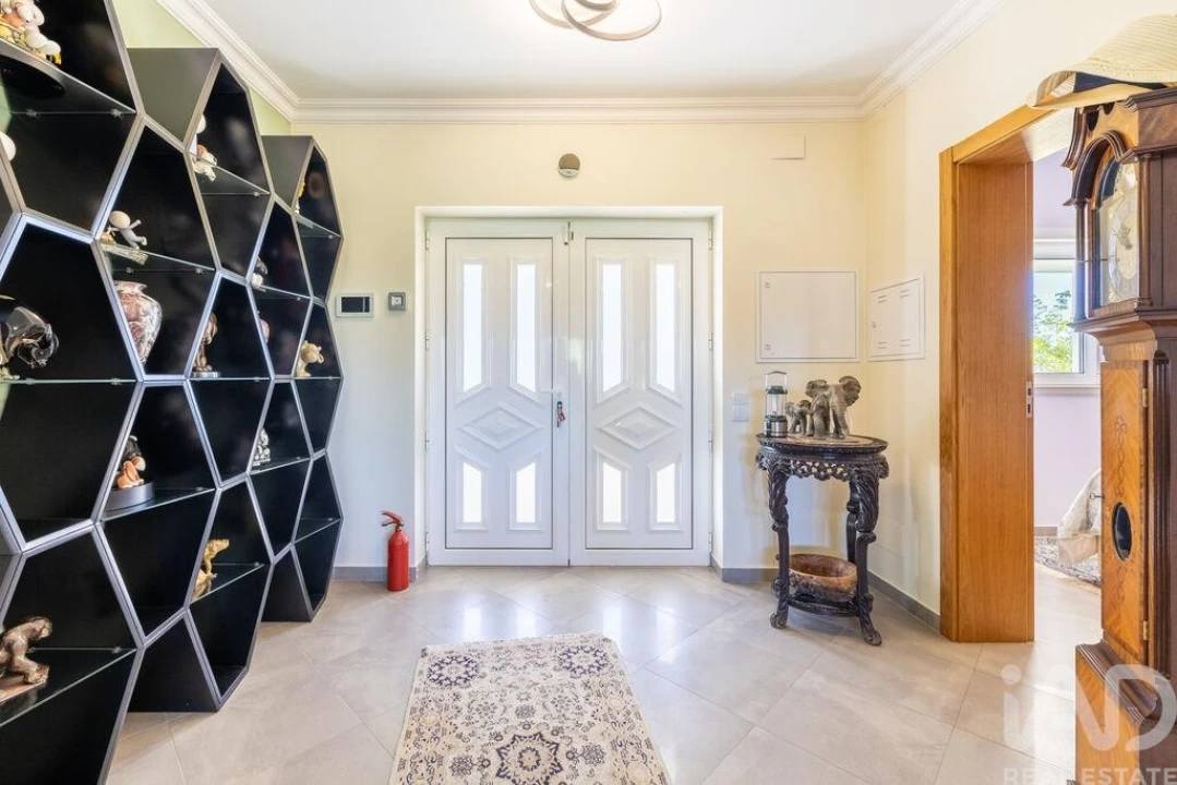 Moradia T4 para Venda em Santa Maria, São Pedro e Sobral da Lagoa Foto 5