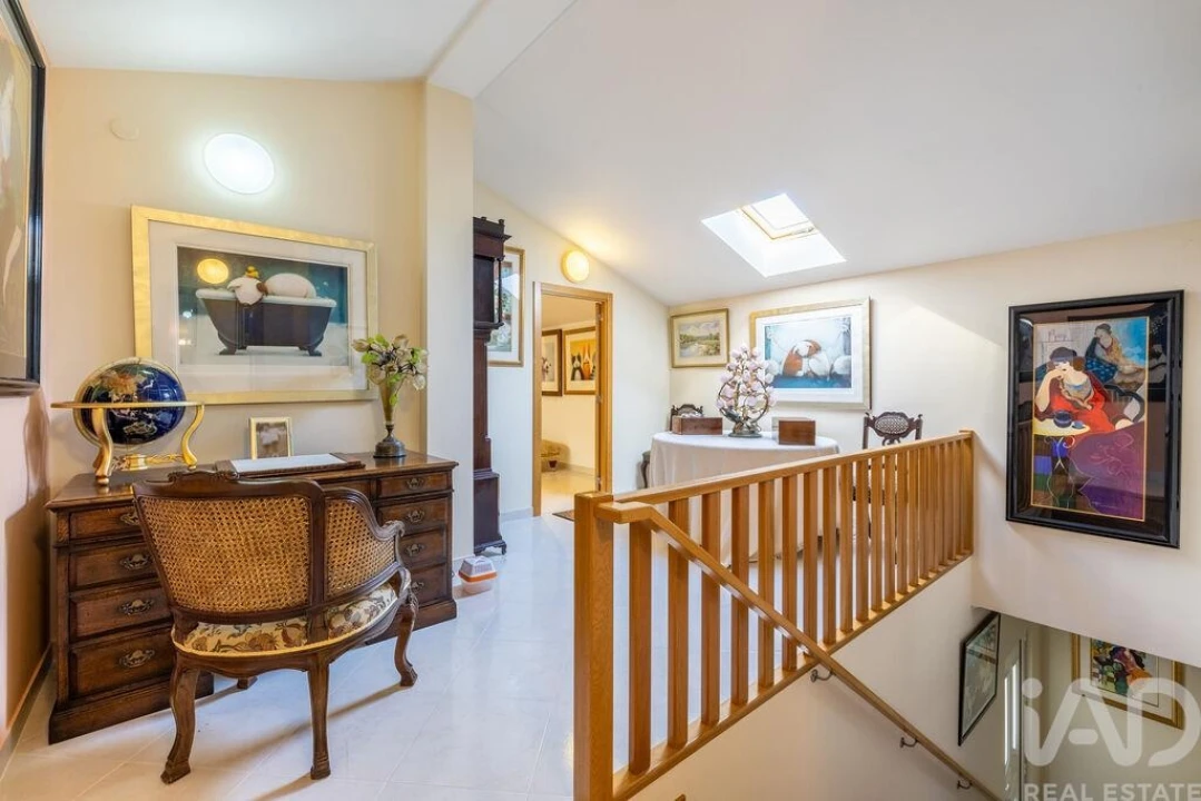 Moradia T4 para Venda em Santa Maria, São Pedro e Sobral da Lagoa Foto 27